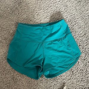 Sea Green Lululemon Speed Up High-Rise Lined
Short 2.5"